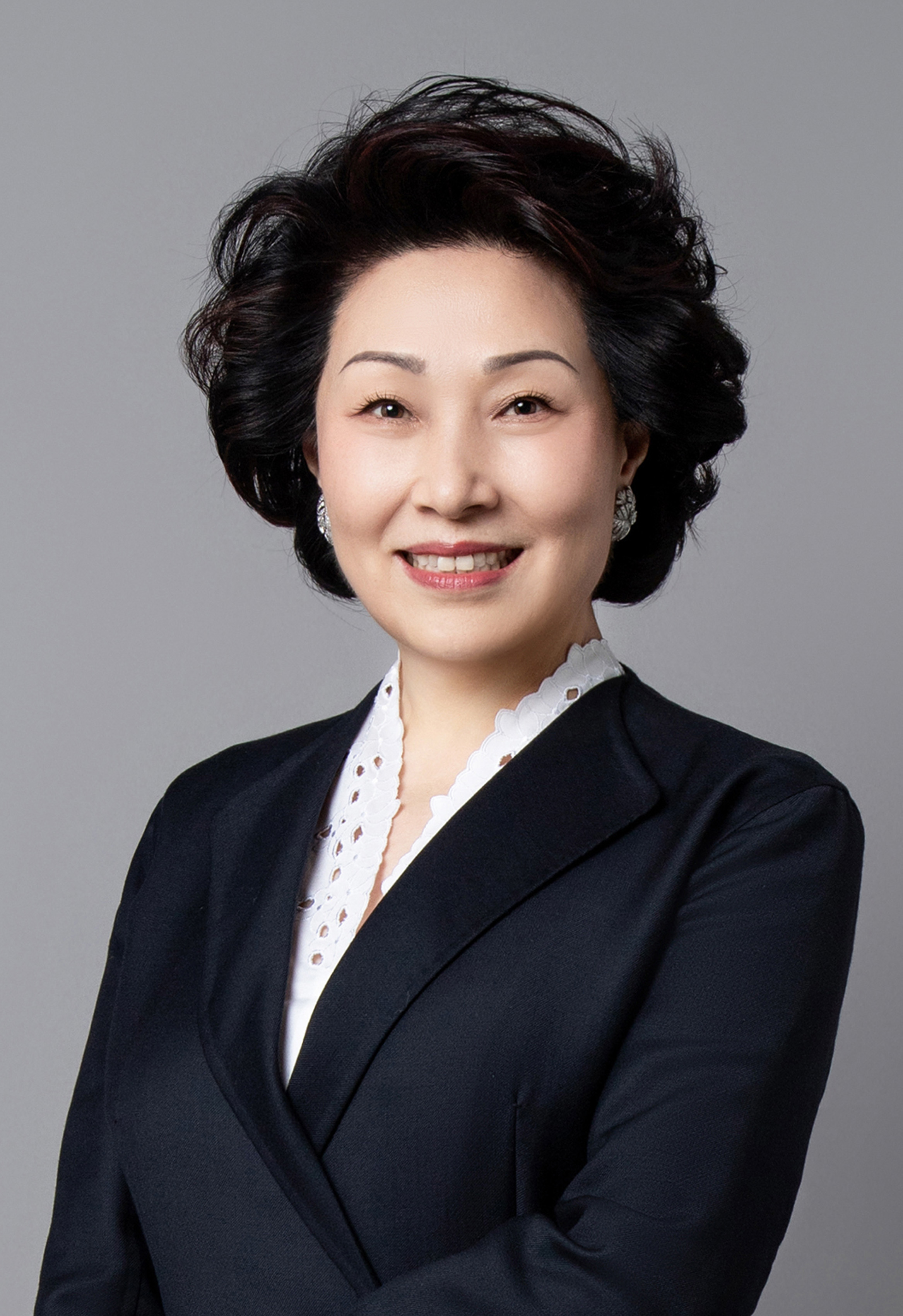 ���»ḱ��ϯ��ִ�ж��£�֣����Ůʿ