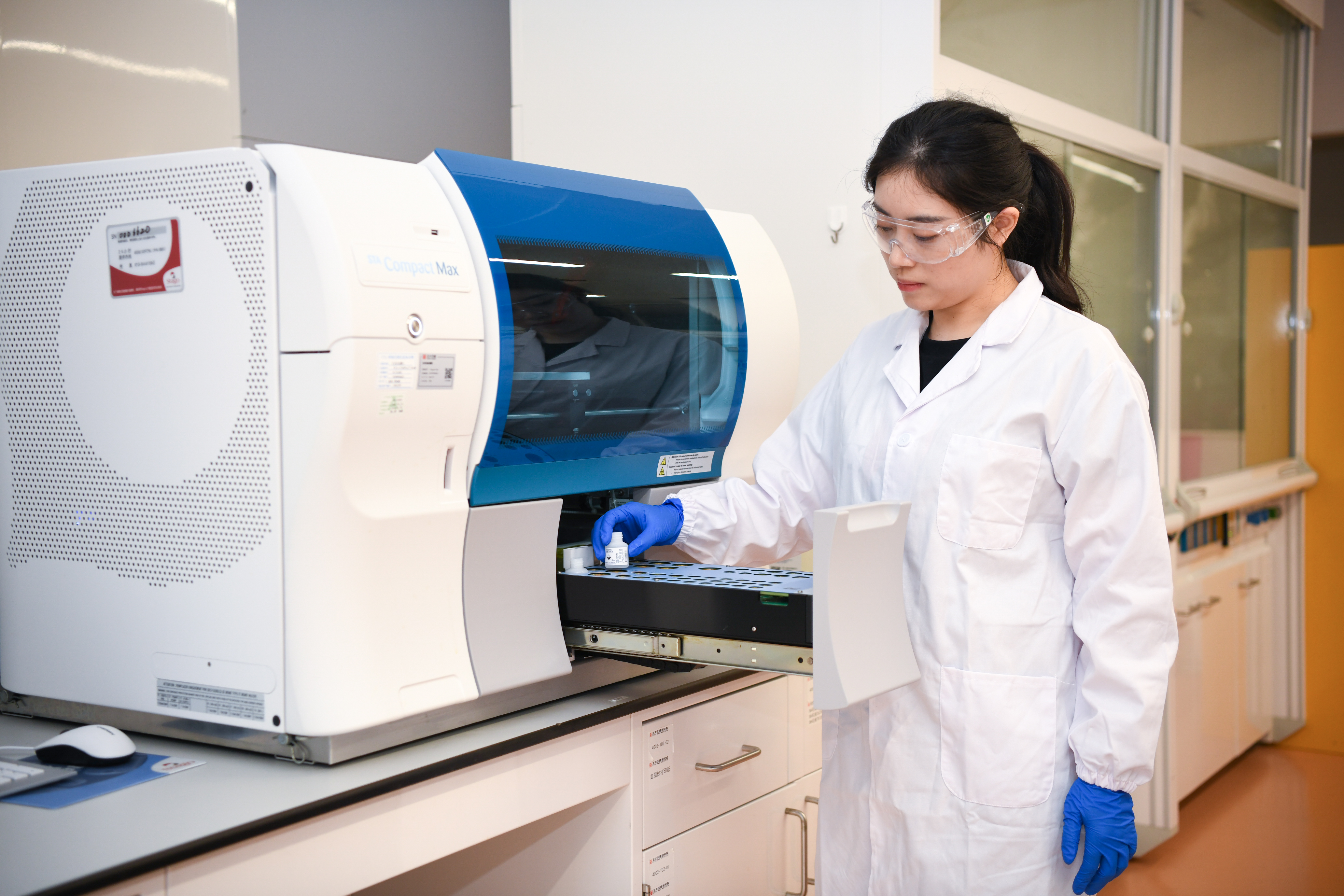 Сϸ���ΰ�����ͻ�ƣ�HJC�ƽ�ǹٷ���վ��һ�ذ�����ҩ��������