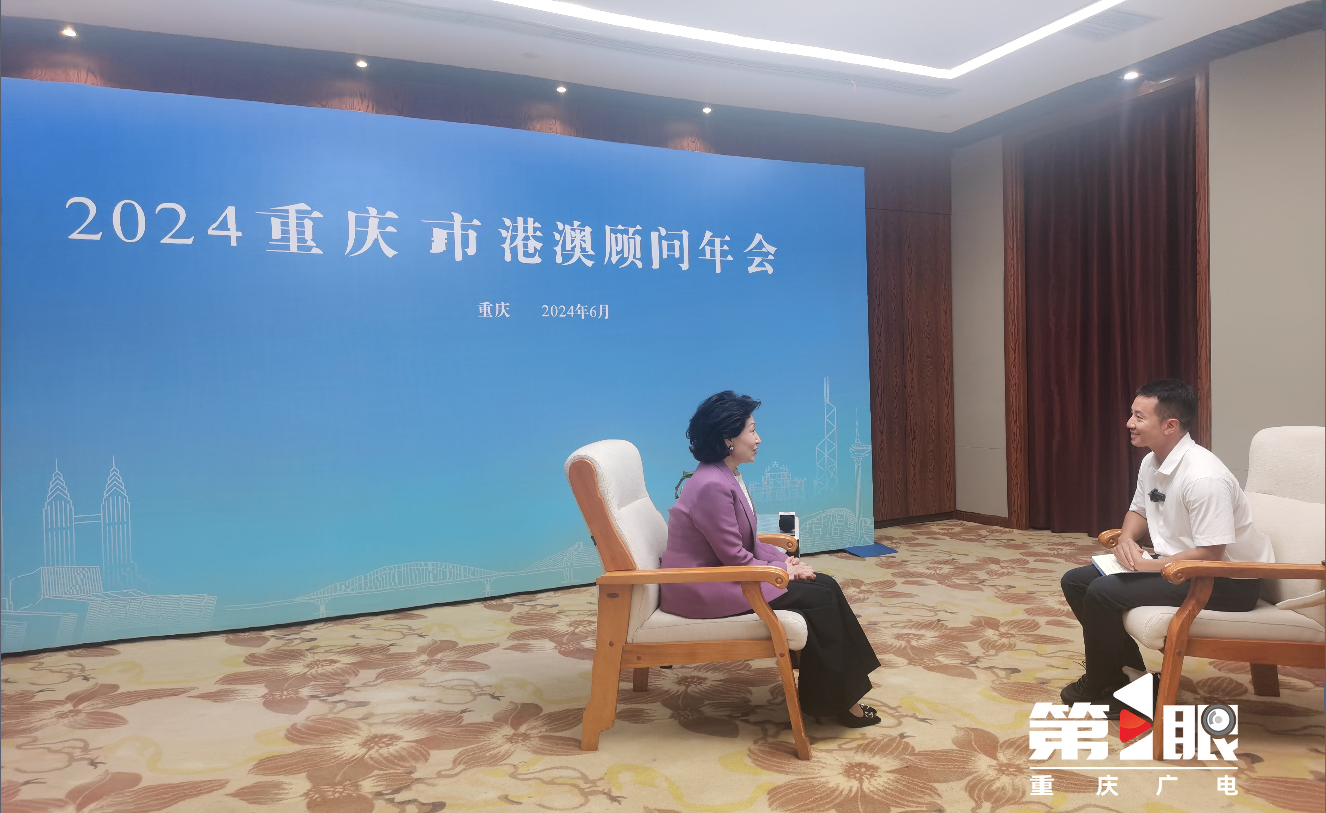 ��1��������ح�����и۰�����֣���᣺����������ϣ����������������Ҿ��������ˣ�